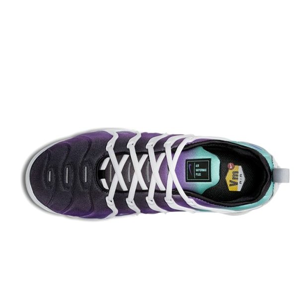 Кроссовки Nike Air VaporMax Plus «Grape»